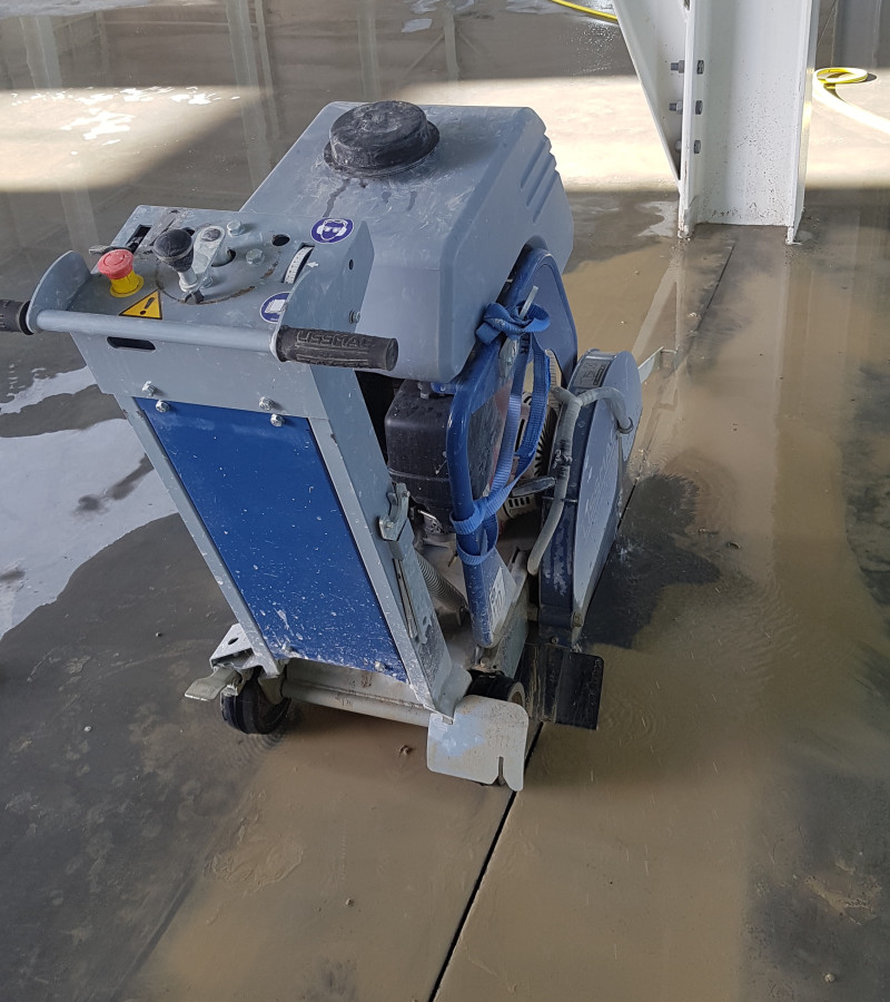 Vloerenzaagmachine